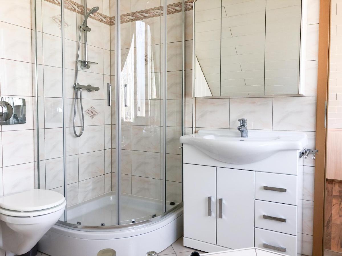 Ferienhaus Direkt An Der Spree Mit Whirlpool Und Sauna Berlino Esterno foto